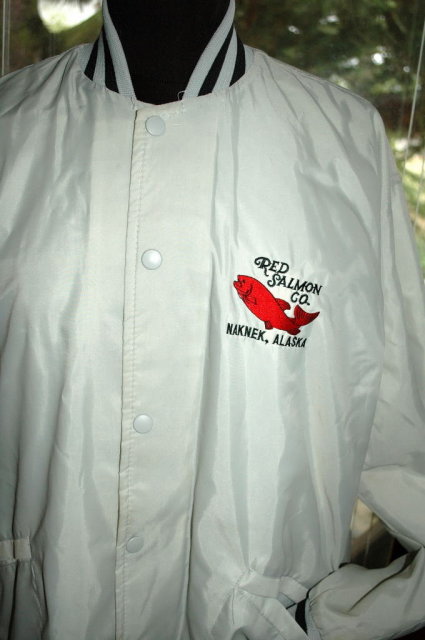 Red Salmon Co. Nakneck, Alaska Logo Windbreaker Jacket Men's size large