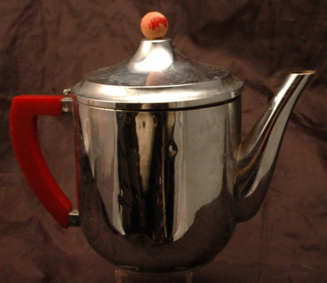 Garantie Chrome Bakelite Coffee Server Pot