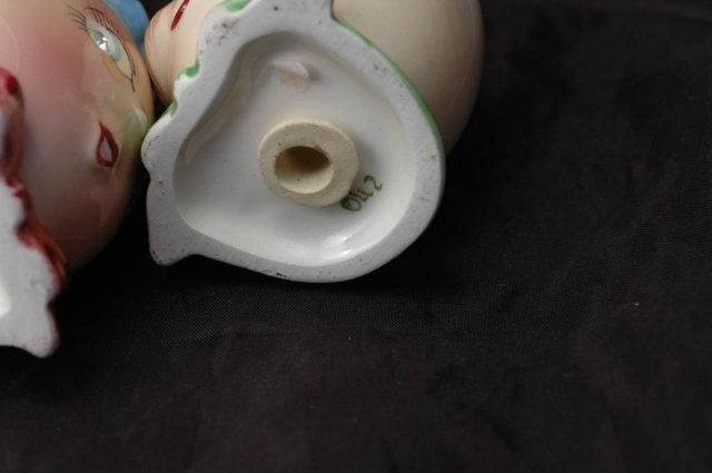 Pair of Mrs and Mr. Egg Head Humpty Dumpty Salt Pepper shakers