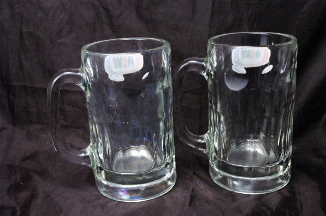 2 Vintage A & W Root Beer Mugs 16 oz 5.5