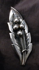 Old Mexico Sterling Leaf with Berries Pin Piece Brooch Hand Crafted Artisan