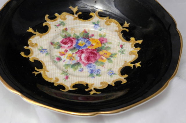 Paragon by Appointment to H.M. The Queen & H.M. Queen Mary Fine Bone China Tea Cup, Saucer Black with Lattice Roses