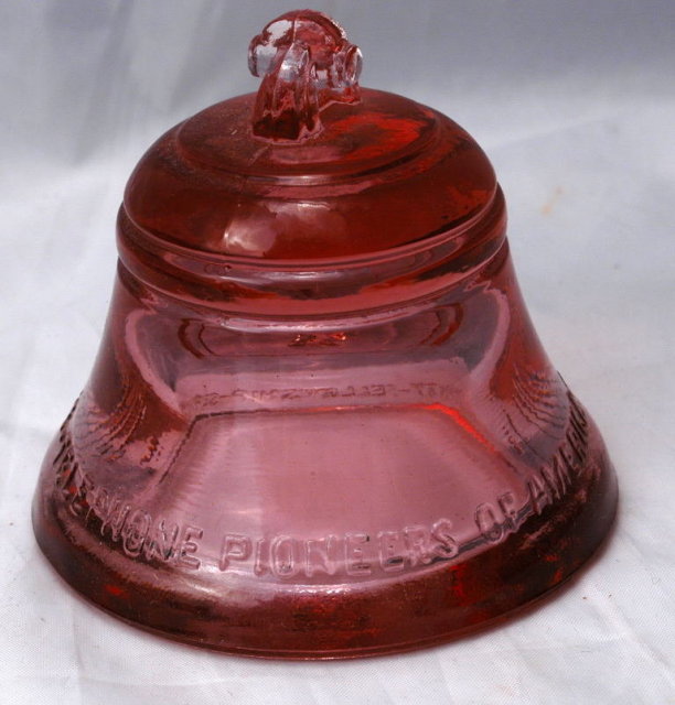 TELEPHONE PIONEERS of AMERICA GLASS BELL PAPERWEIGHT RARE ROSE COLOR