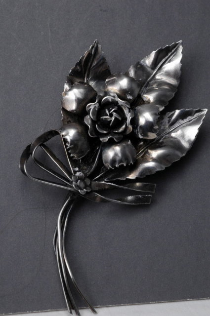 VINTAGE STERLING SILVER AUCELLO FLORAL PIN c. 1920
