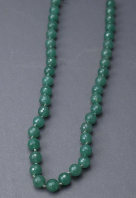 Faceted Dark Green Aventurine Beaded Necklace Hand Knotted 19