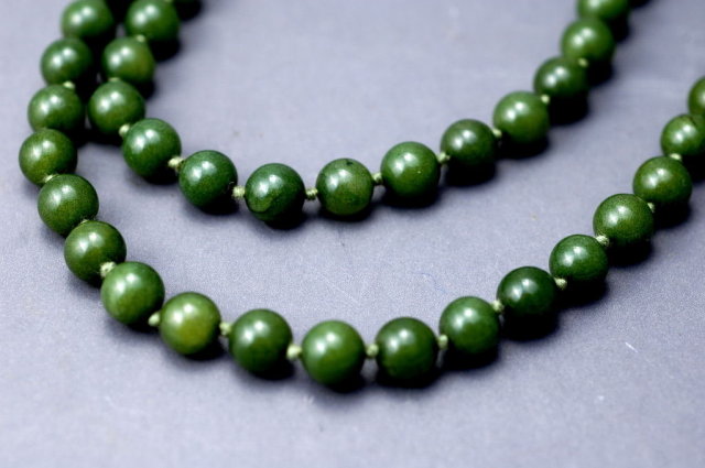 Dark Green Jade Hand Knotted Endless Strand Necklace 30