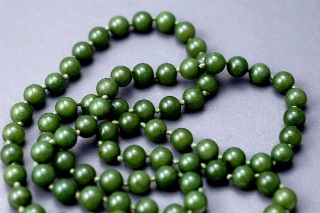 Dark Green Jade Hand Knotted Endless Strand Necklace 30