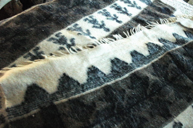 Hand Made Woven 100% Wool Blanket Momostenango, Guatemala 84