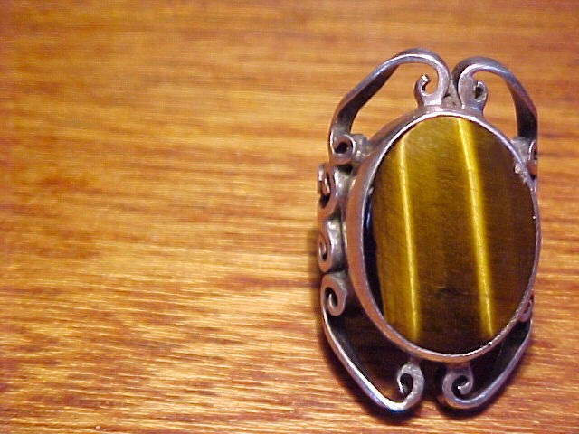 Arte en Plata Old Taxco Silver & Tiger eye Ring