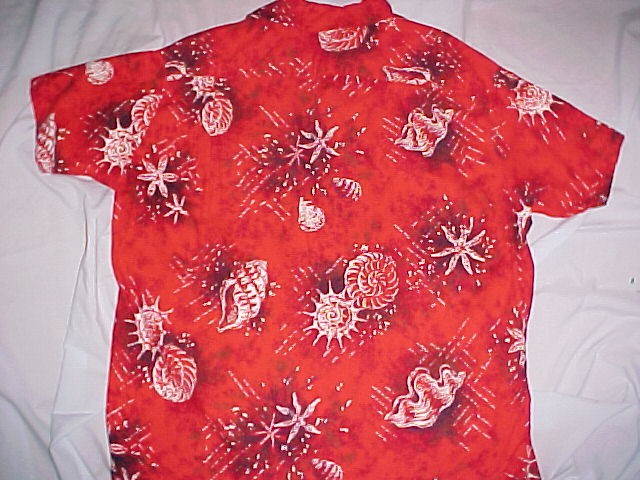 Tropical Seashell Shirt by Pilgrim of California made for Sears & Roebuck Nice Red,White, Black & Brown Seashell Print size XL 17-17 1/2