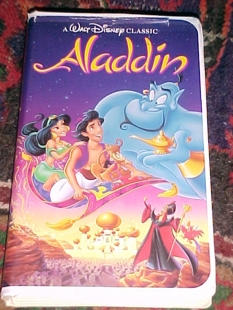 Walt Disney's Classic Aladdin Video on VHS FREE ~ SHIPPING WITHIN THE USA ~