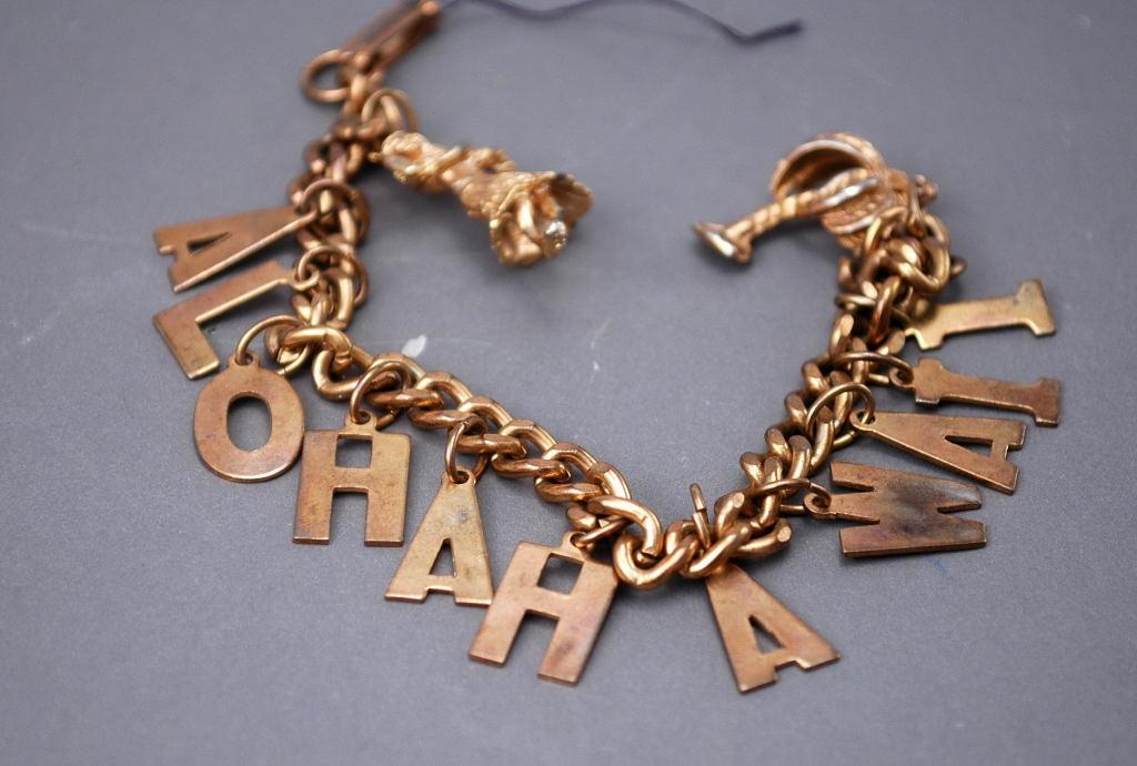 Vintage Hawaii Souvenir Letter Bracelet -Aloha Hawaii