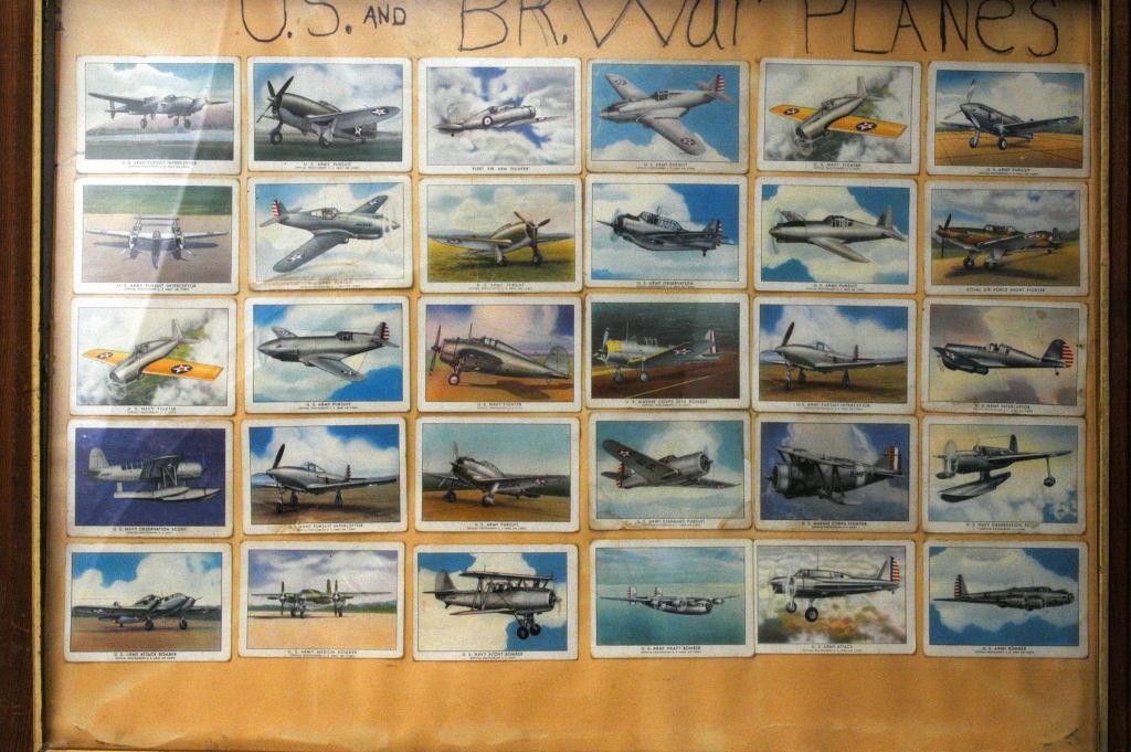 USA Military War Plane Trade Cards Cigaret Premiums 35