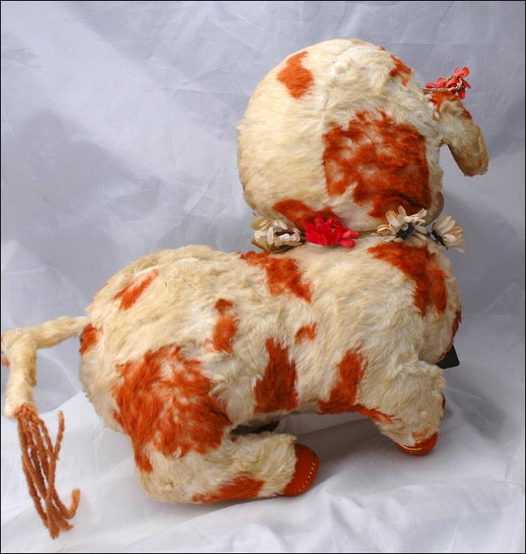 Rushton Rubber Face Dairy Cow with Bell, Vintage Rare Plush Toy