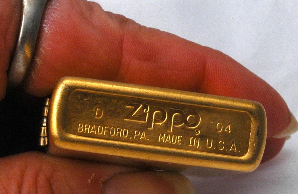 Vitnage Brass Zippo Lighter