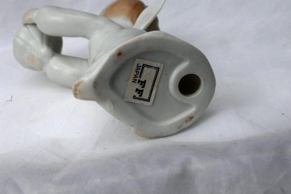 1981 FF FITZ AND FLOYD ANGEL CANDLE HOLDER , MATTE FINISH
