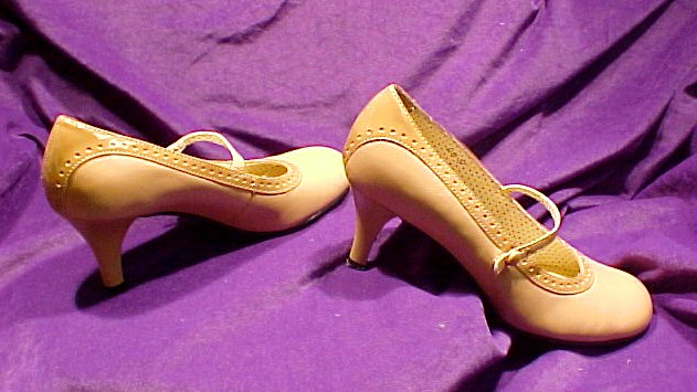 Fornarina Beige Mary Jane Spectator Pumps Shoes