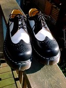 Doc Martens Spectator Saddle Shoes Men's 9