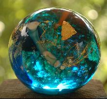 24K Gold Embeded Art Glass Paper Weight, Signed dated Michael J. Reid 1992