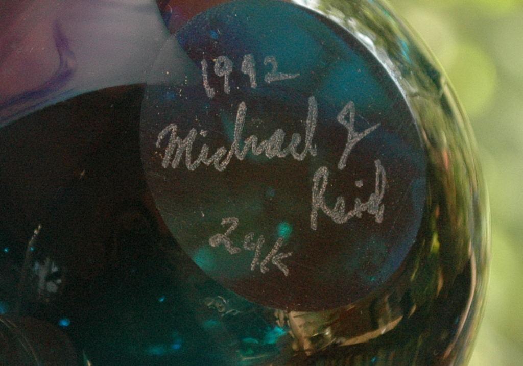 24K Gold Embeded Art Glass Paper Weight, Signed dated Michael J. Reid 1992