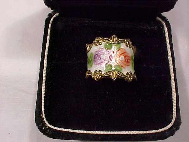 Roses in Guilloche & Sterling Ring