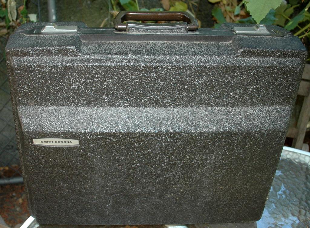 Vintage Electric Typewriter, Smith Corona Coronet Super 12