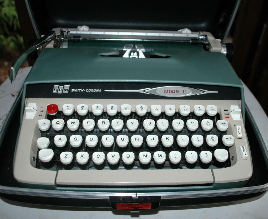Vintage Smith Corona Gallaxy II Manual typewriter