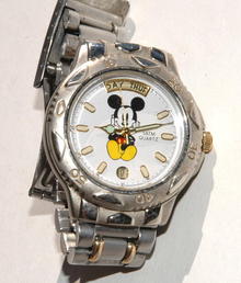 Mickey Mouse Day and Date Watch WR 5ATM