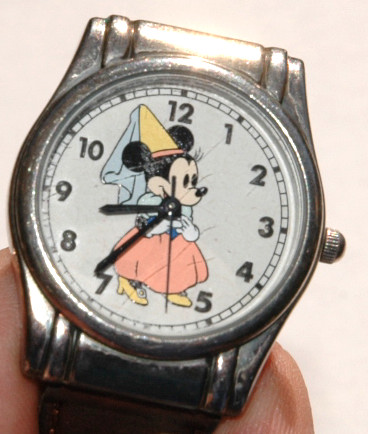 Minnie Mouse Watch The Brave Little Tailor