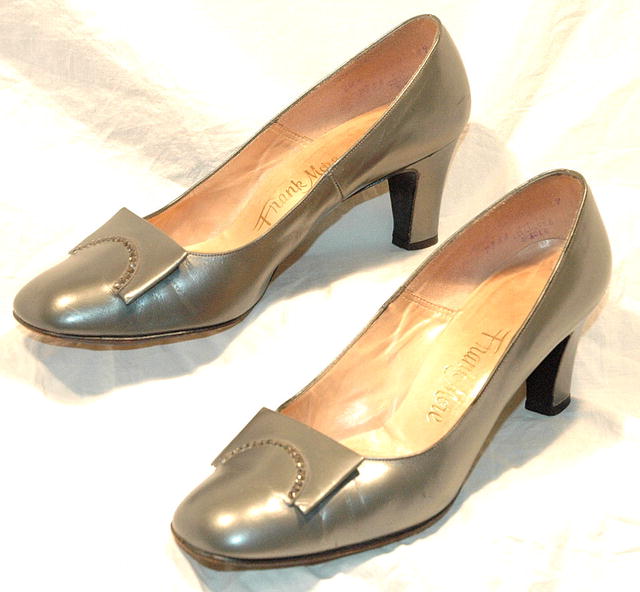 Vint Pewter & R/S Leather Pumps Frank More 6.5