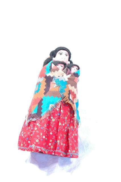 T. Nez Navajo Coth Doll Mamma with Children