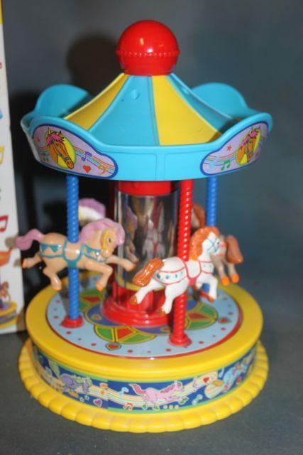 Child's Toy Musical Carousel Wind up Toy / FREE SHIPPING