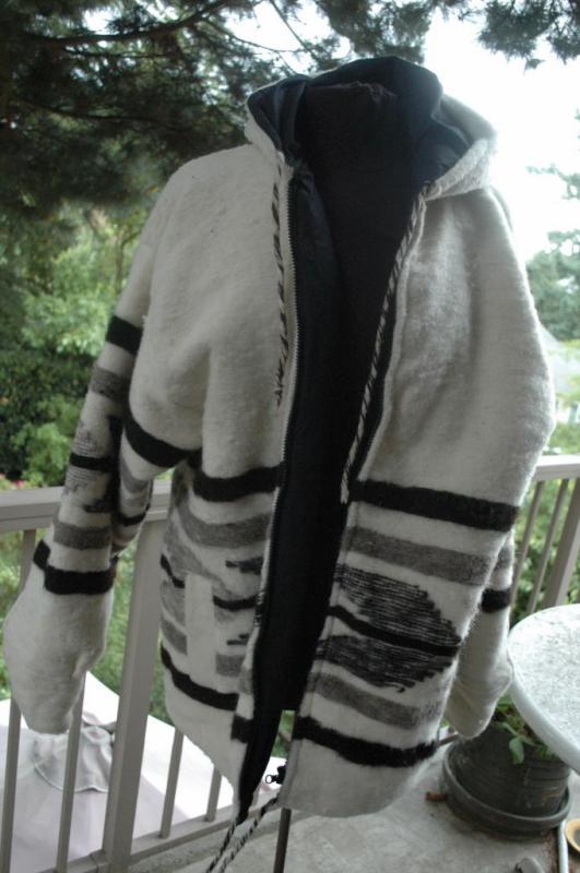 Momostenango Guatemala Wool Hooded Parka, Coat Jacket L