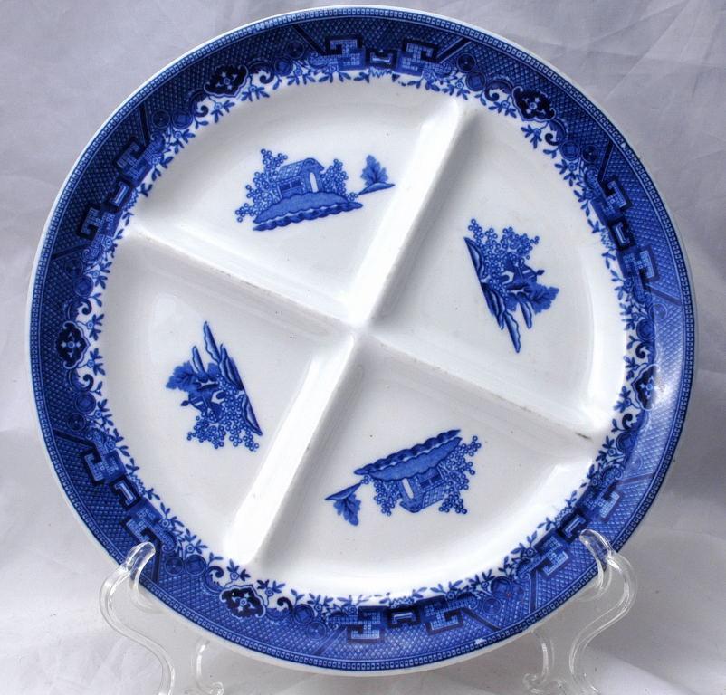 Denver Grill Plate Made in the U.S.A. Chinoiserie Blue White Blue Willow Pattern Porcelain Divided Dish