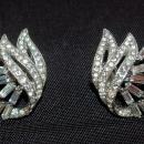 Trifari White Crystal Fan Swag Clip On Earrings