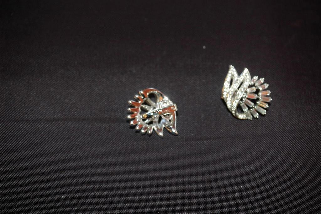 Trifari White Crystal Fan Swag Clip On Earrings