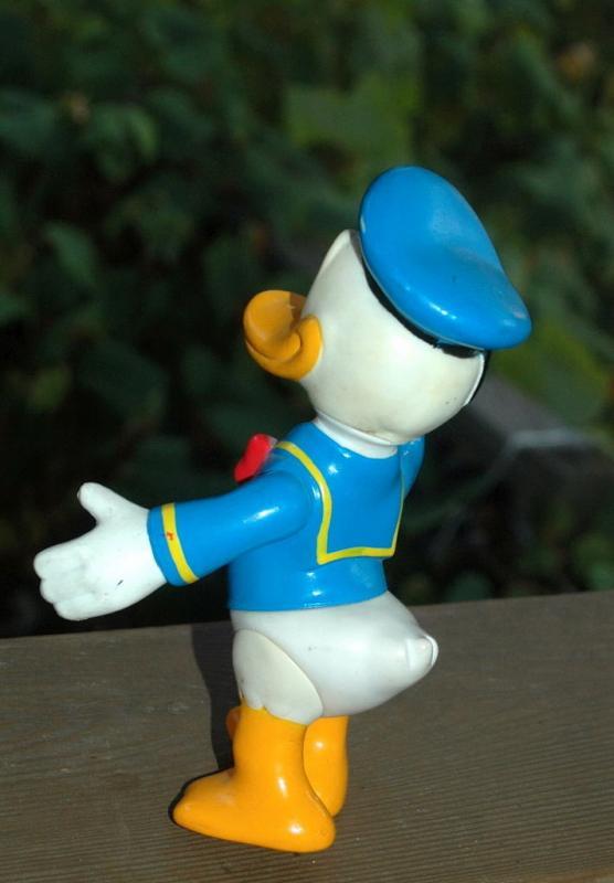 © Disney, Pose-able plastic Donald Duck Free Shipping