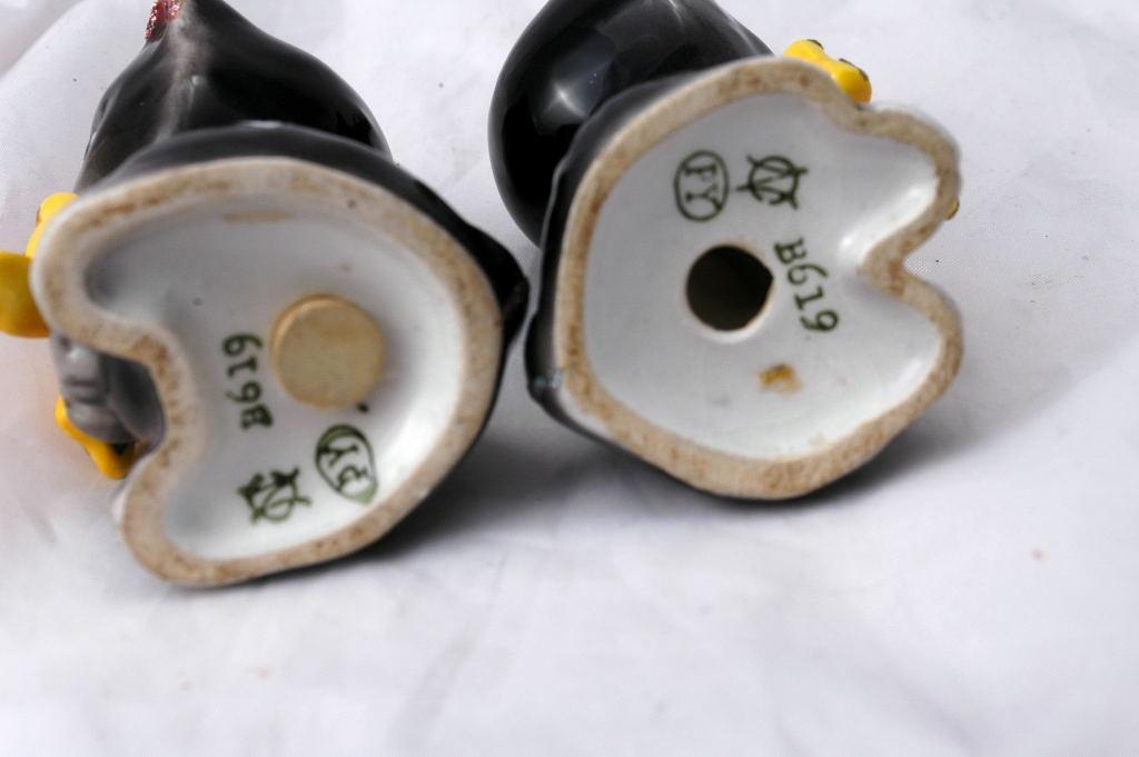 PY , Japan Embellished Kitty Cat Salt Pepper Shakers 1950's Free Shipping