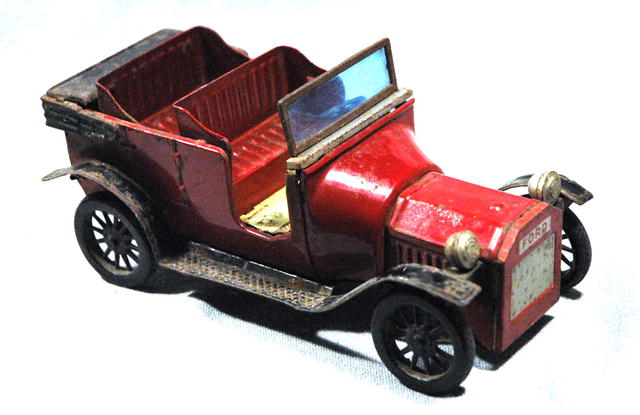 Tin 1915 Ford Collector Car Made in Japan