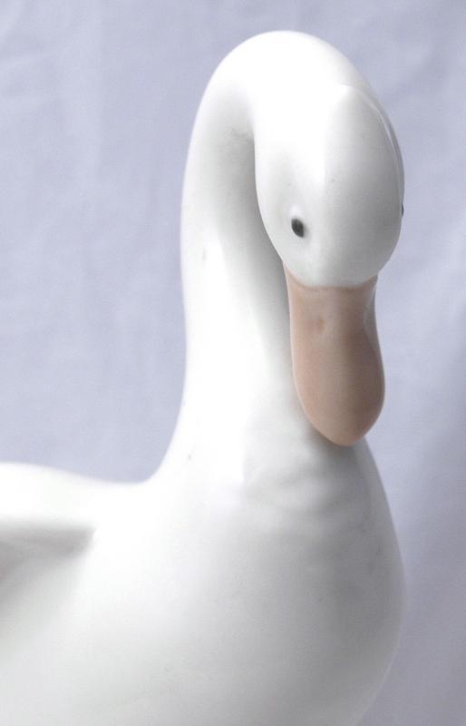 BEAUTIFUL LLADRO NAO DAISA GOOSE FIGURINE