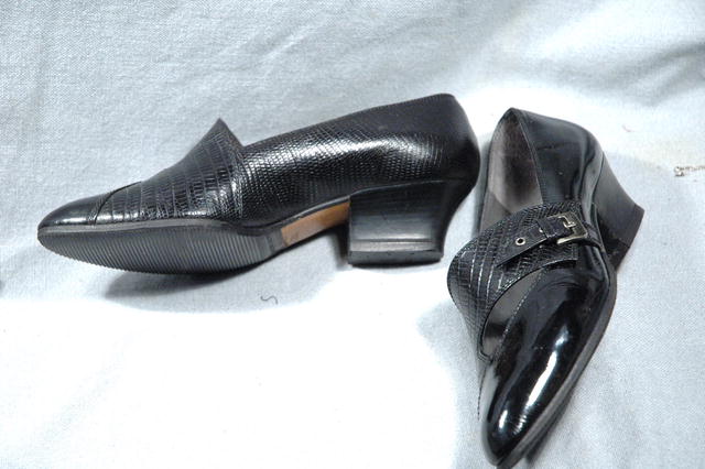 Sergio Rossi Italian Leather shoes for Low