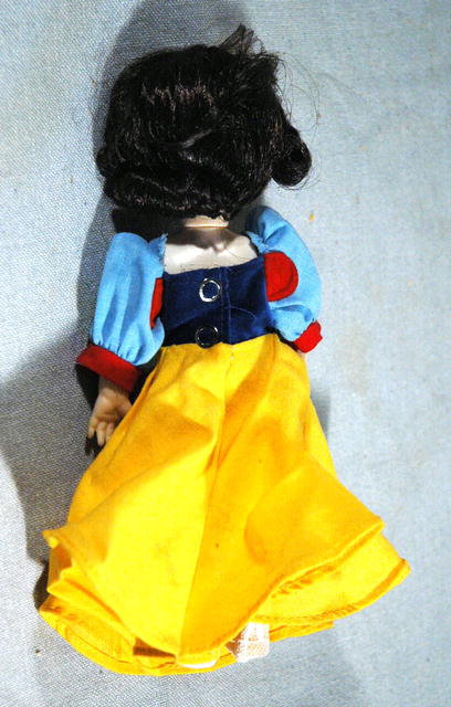 Snow White DOLL COLLECTIBLE fairy tale series Kehagias Canada