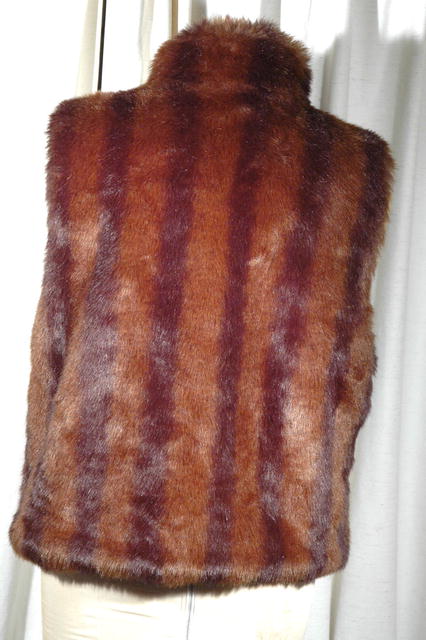 Coaco New York reversable Faux Fur Vest -Medium-