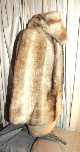 Hooded Parka sm -med *PRICE REDUCTION! *