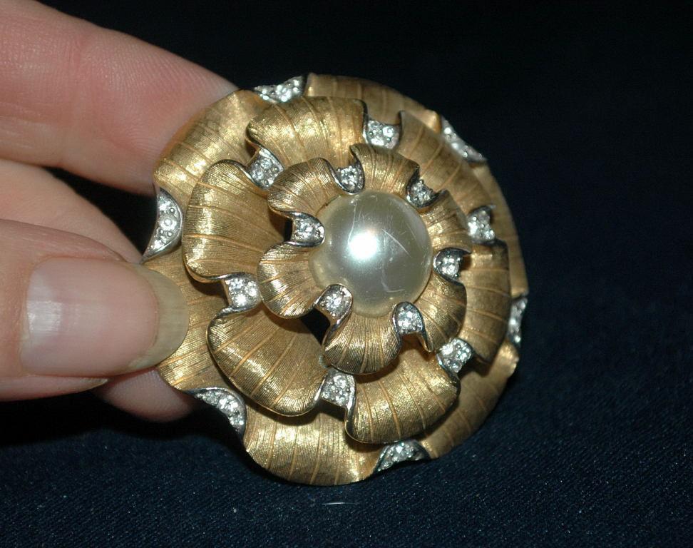 RARE ! Boucher Large Flower Brooch, Gold Petals, White Rhinestone Mabe Pearl Center