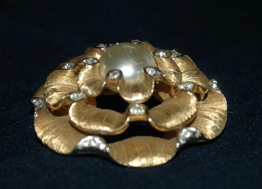RARE ! Boucher Large Flower Brooch, Gold Petals, White Rhinestone Mabe Pearl Center