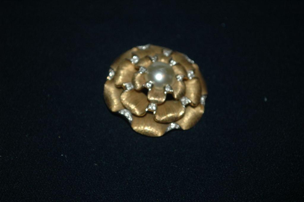 RARE ! Boucher Large Flower Brooch, Gold Petals, White Rhinestone Mabe Pearl Center