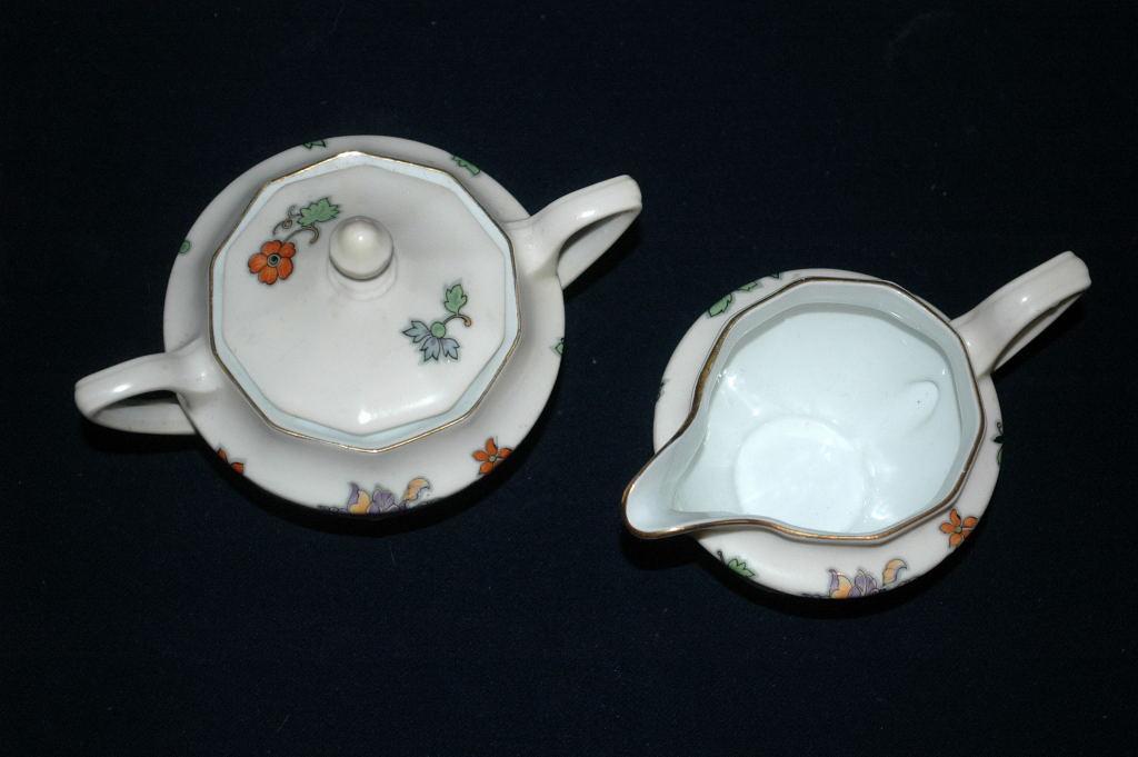 Zeh Scherzer Bavaria Porcelian Footed Sugar Bowl and Creamer Hand painted flowers