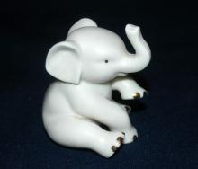 LENOX PORCELAIN ELEPHANT. Free Shipping