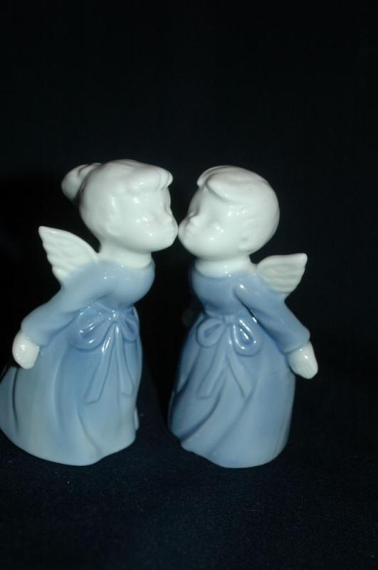 Lefton Kissing Boy, Girl Angels ( set) Free Shipping